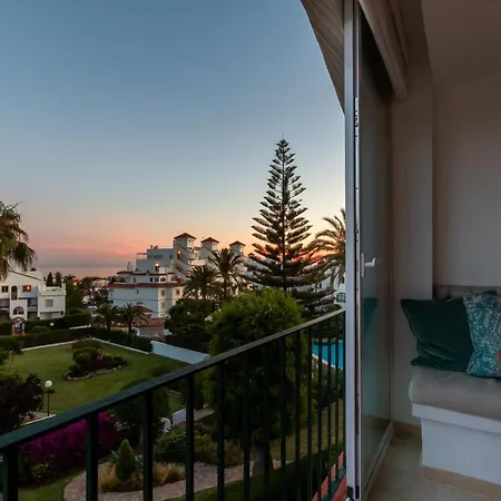 Banus - Nueva Andalucia Banus Sea Views *