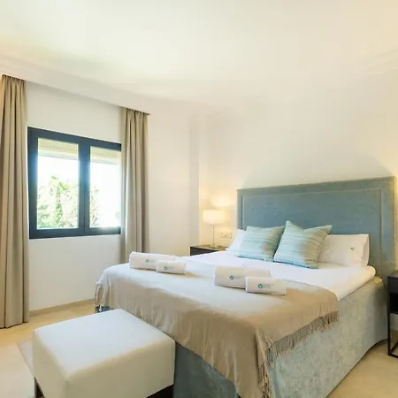 Banus - Nueva Andalucia Banus Sea Views Apartment Marbella