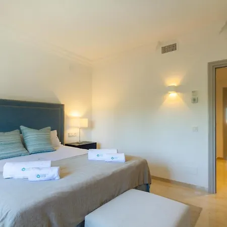 Banus - Nueva Andalucia Banus Sea Views Apartment *